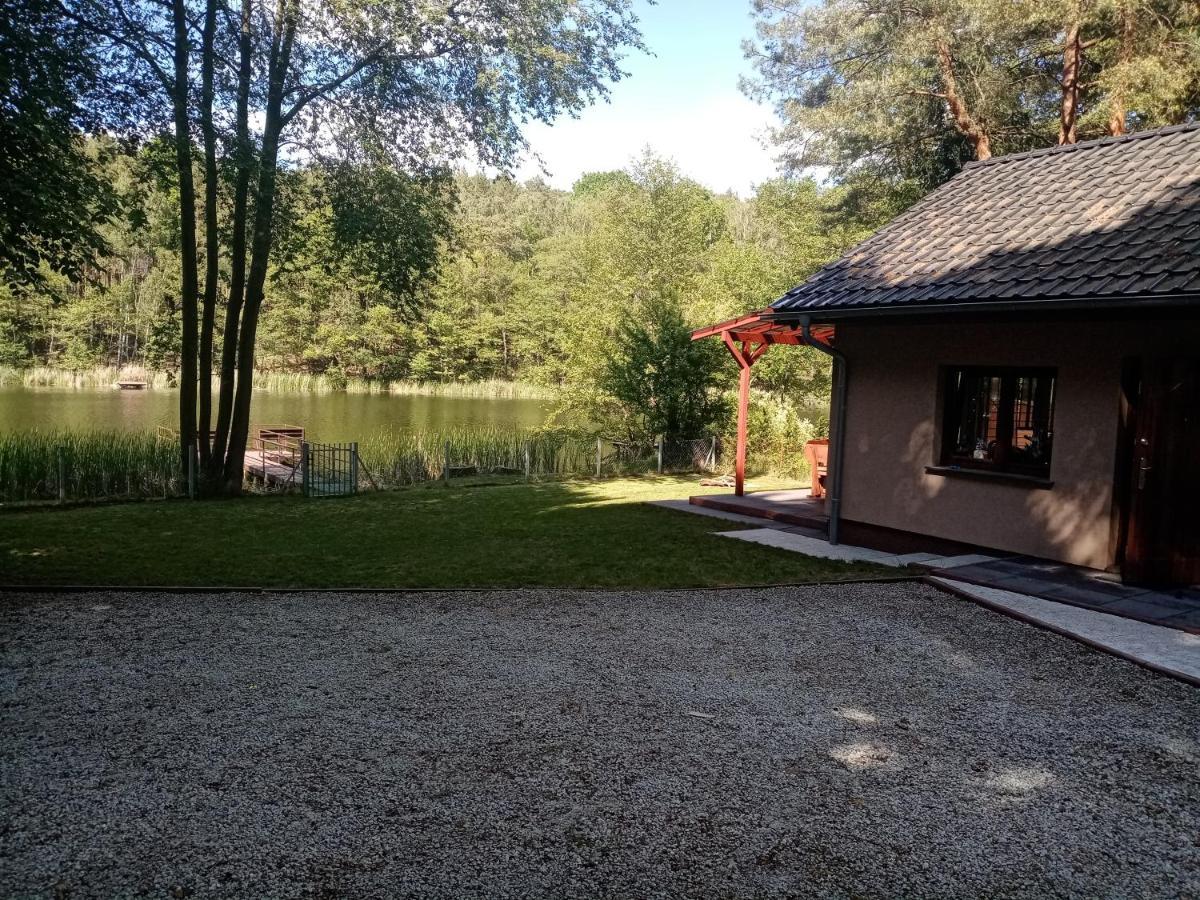 Urokliwy Domek Nad Brzegiem Jeziora Lubiatów Dış mekan fotoğraf