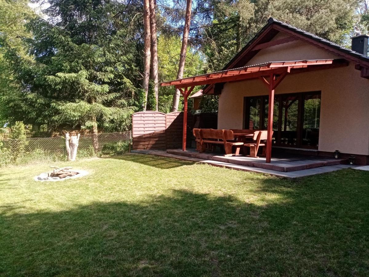 Urokliwy Domek Nad Brzegiem Jeziora Lubiatów Dış mekan fotoğraf