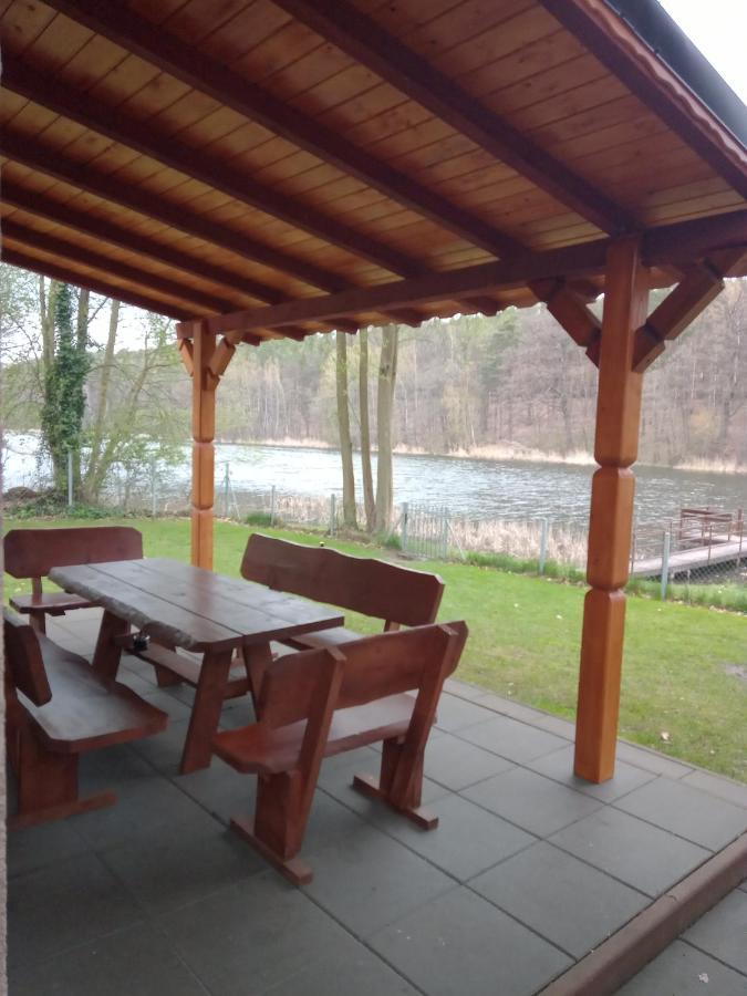 Urokliwy Domek Nad Brzegiem Jeziora Lubiatów Dış mekan fotoğraf